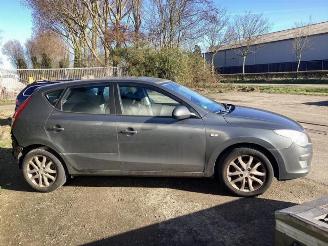 Hyundai I-30 i30 (FD), Hatchback, 2007 / 2011 1.4 CVVT 16V picture 2