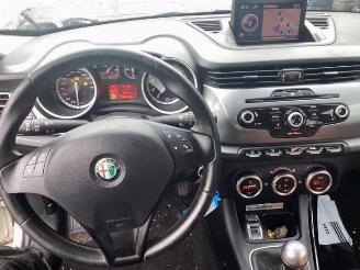 Alfa Romeo Giulietta Giulietta (940), Hatchback, 2010 / 2020 1.4 TB 16V MultiAir picture 17