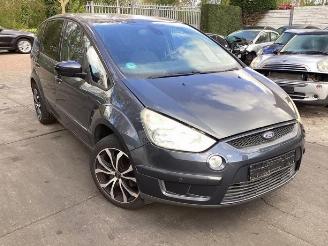 Vrakbiler auto Ford S-Max S-Max (GBW), MPV, 2006 / 2014 2.0 16V 2007/8
