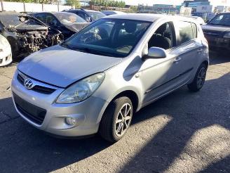 Hyundai I-20 i20, Hatchback, 2008 / 2015 1.4i 16V picture 5