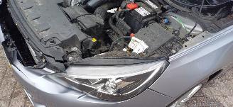 Peugeot 308 1.2i 5drs  110pk navi picture 10