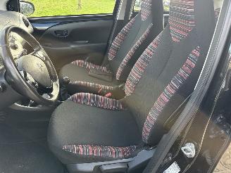 Citroën C1 1.0e VTI FEEL LICHTE SCHADE! 228000 KM BOUWJAAR 2016 2950 EURO picture 11