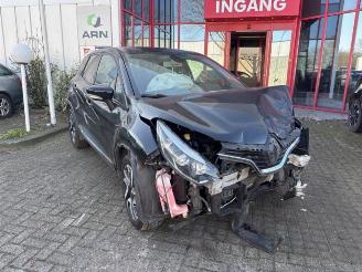 Uttjänta bilar auto Renault Captur Captur (2R), SUV, 2013 0.9 Energy TCE 12V 2015/9