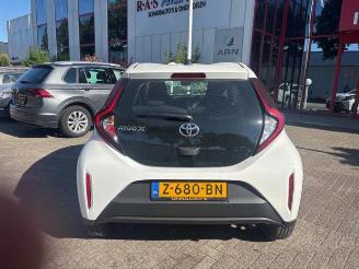Vrakbiler auto Toyota Aygo Aygo X, Hatchback, 2022 1.0 12V VVT-i 2024/3