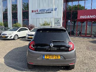 demontáž osobní automobily Renault Twingo URBAN NIGHT 22 KWH 2023/9