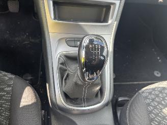 Opel Astra 1.2 turbo 81kW Edition picture 12