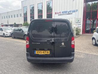 skadebil auto Peugeot Partner Partner (EF/EU), Van, 2018 1.5 BlueHDi 130 2023/5