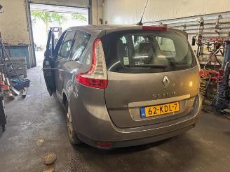 Renault Grand-scenic Grand Scenic III (JZ), MPV, 2009 / 2016 1.4 16V TCe 130 picture 4