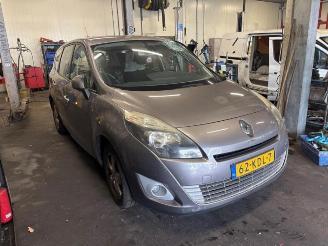 Renault Grand-scenic Grand Scenic III (JZ), MPV, 2009 / 2016 1.4 16V TCe 130 picture 2