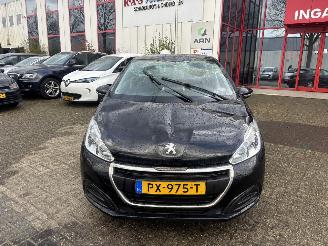 škoda osobní automobily Peugeot 208 1.2 PURETECH ACTIVE 2017/10