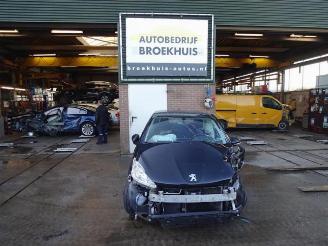 Uttjänta bilar auto Peugeot 208 208 I (CA/CC/CK/CL), Hatchback, 2012 / 2019 1.2 Vti 12V PureTech 82 2012/11
