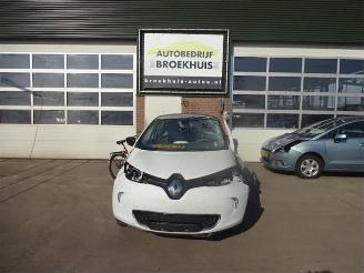 Auto da rottamare Renault Zoé Zoe (AG), Hatchback 5-drs, 2012 46kW 2017/10