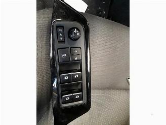 Toyota C-HR C-HR (X1,X5), SUV, 2016 1.8 16V Hybrid picture 22