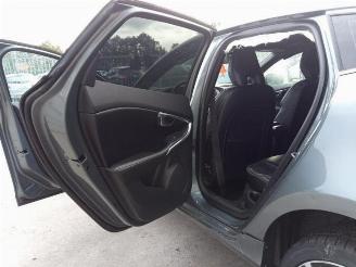 Volvo V-40 V40 (MV), Hatchback 5-drs, 2012 / 2019 2.0 D4 16V picture 13