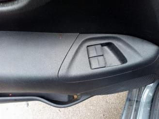 Peugeot 108 108, Hatchback, 2014 1.0 12V picture 12