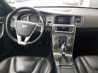 Volvo V-60 2.4 D6 AWD Plug-In Hybrid Pure Limited picture 13