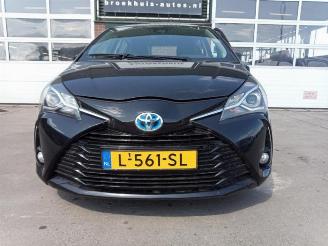 Toyota Yaris Yaris III (P13), Hatchback, 2010 / 2020 1.5 16V Hybrid picture 2
