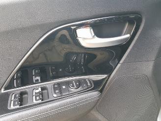 Kia Niro 1.6 GDi Hybrid ExecutiveLine picture 25