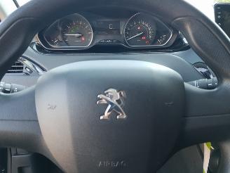Peugeot 208 1.0 PureTech Access picture 16