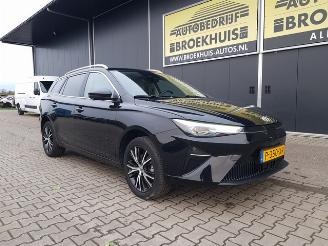 MG MG5 Standard Range Luxury 50 kWh picture 6