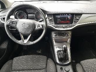 Opel Astra 1.6 CDTI Business+ picture 13