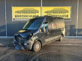 Uttjänta bilar auto Renault Master Master III (FV), Van, 2010 2.3 dCi 125 16V FWD 2016/10
