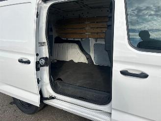 Volkswagen Caddy Cargo Maxi 2.0 TDI Economy Business picture 21