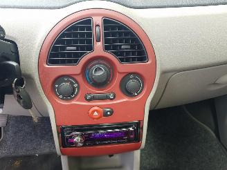 Renault Modus 1.2-16V Dynamique Luxe picture 13