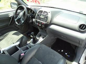 Toyota Rav-4 2.0 D-4D picture 5