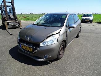 Peugeot 208 1.2 Vti picture 4