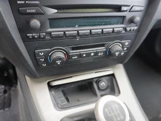 BMW 3-serie 318i picture 6