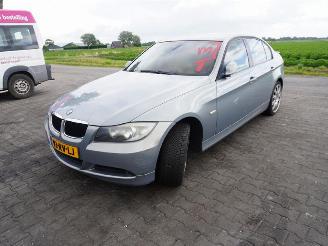 BMW 3-serie 318i picture 3