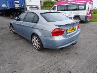 BMW 3-serie 318i picture 2