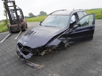 BMW 3-serie Touring 320i picture 3