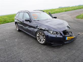 BMW 3-serie Touring 320i picture 4