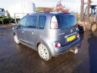 Citroën C3 picasso 1.6 HDi picture 2