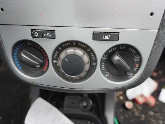 Opel Corsa 1.2 16v picture 6