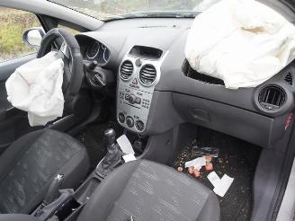 Opel Corsa 1.2 16v picture 5