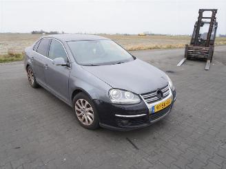 Volkswagen Jetta 2.0 FSi picture 4