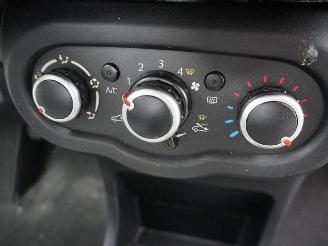 Renault Twingo 1.0 SCe 70 picture 8