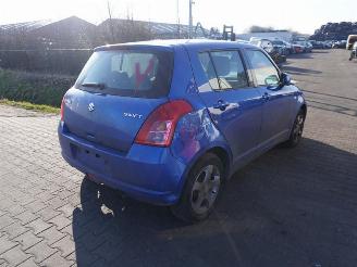 Suzuki Swift 1.3 picture 1