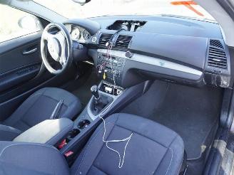 BMW 1-serie 116i picture 5