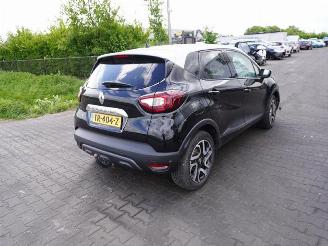 disassembly passenger cars Renault Captur 1.2 TCe 2018/8