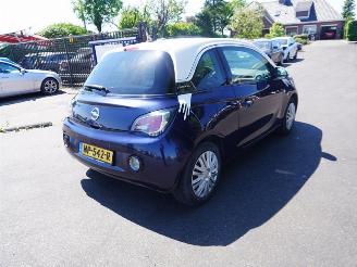 krockskadad bil auto Opel Adam 1.2 16v 2013/12