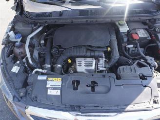 Peugeot 308 SW 1.2 THP picture 9
