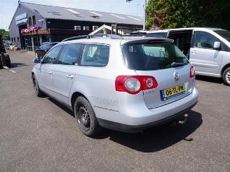 Volkswagen Passat Variant 2.0 FSi picture 2