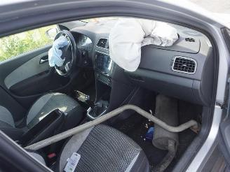 Volkswagen Polo 1.6 TDi picture 7