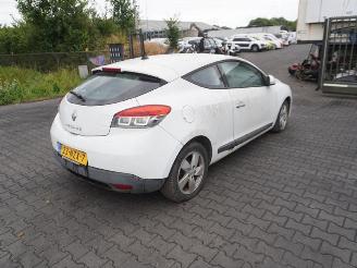 Renault Mégane Coupe 1.5 dCi picture 1