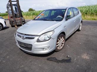 Hyundai I-30 1.6 picture 3