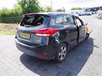 Vrakbiler auto Kia Carens 1.6 2015/8